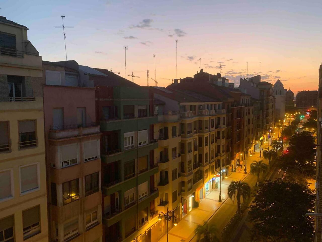 Un Hogar En El Centro Con Parking Gratuito Apartment Zaragoza Ngoại thất bức ảnh