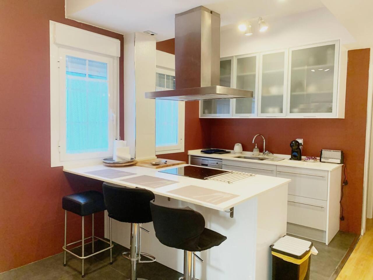 Un Hogar En El Centro Con Parking Gratuito Apartment Zaragoza Ngoại thất bức ảnh